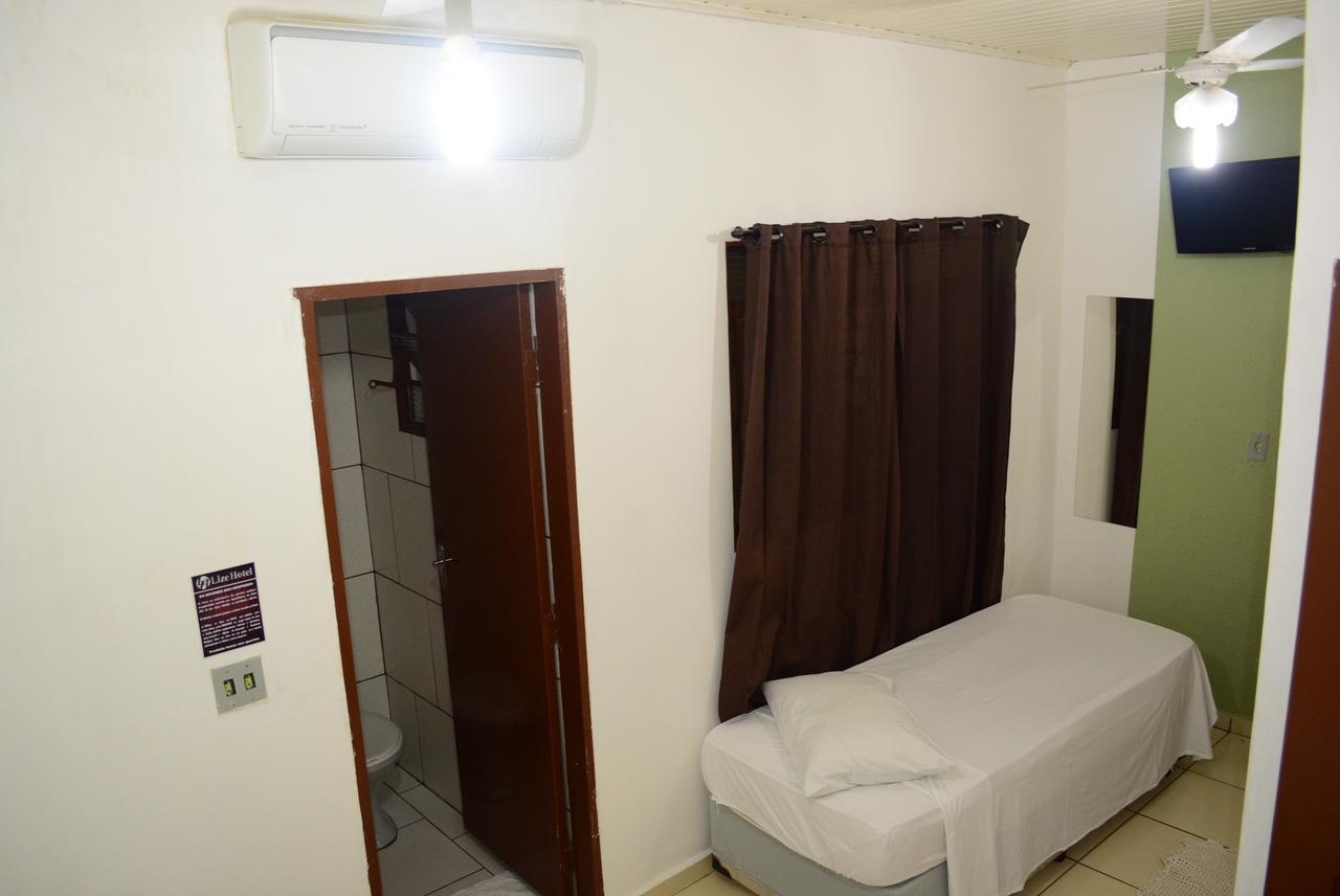 Lize Hotel กังปินาส ภายนอก รูปภาพ